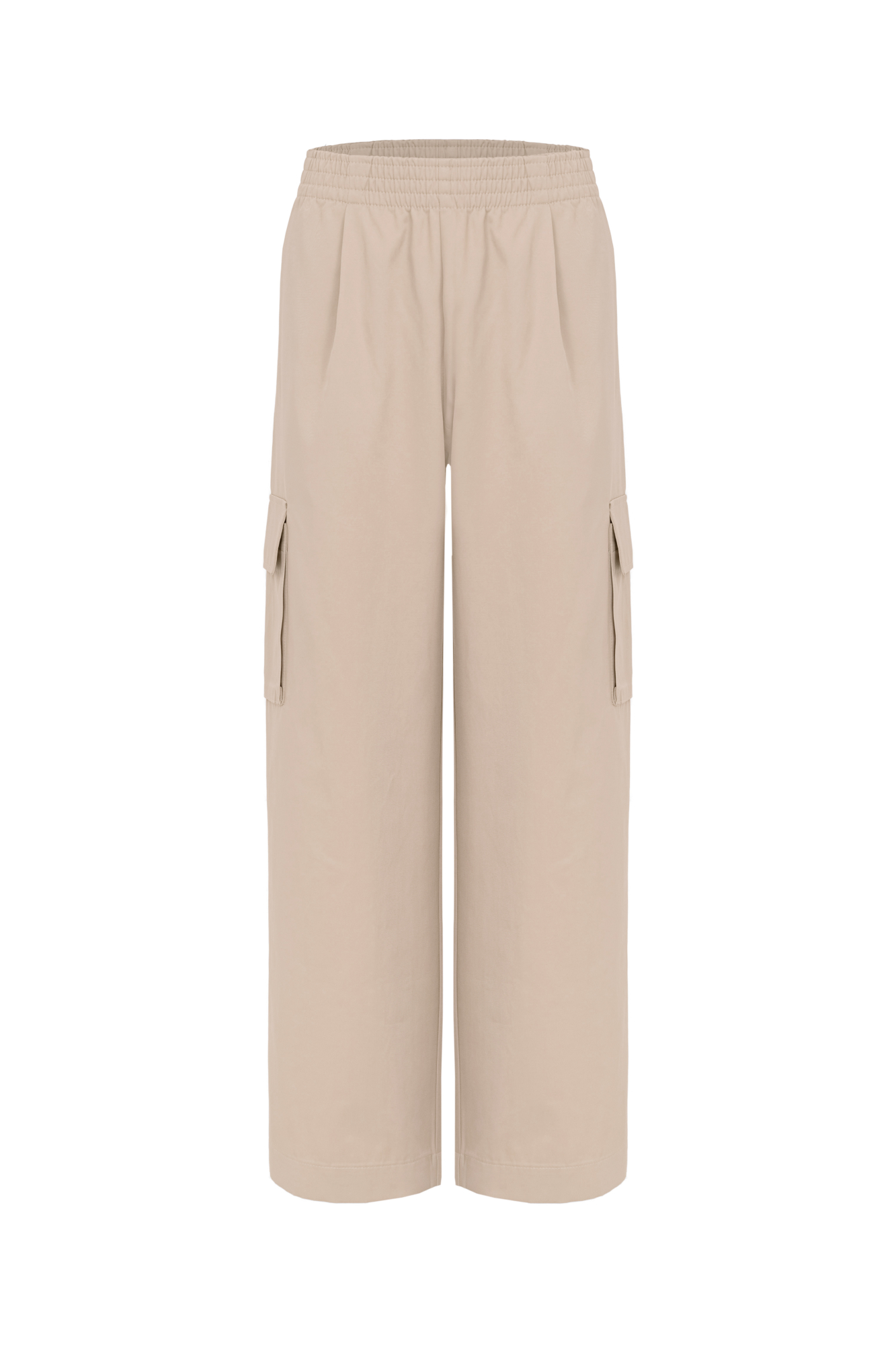 Широкие брюки-карго с защипами на талии. Функциональные накладные карманы и классические боковые карманы. Эластичный пояс на резинке. Модель со средней посадкой.