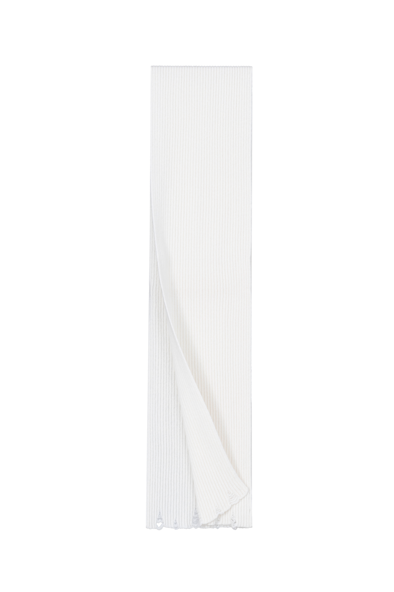 Трикотажный шарф из шерсти мериноса. Имитация пропущеных петель по краямизделия. Дополнить образ можно шапкой.