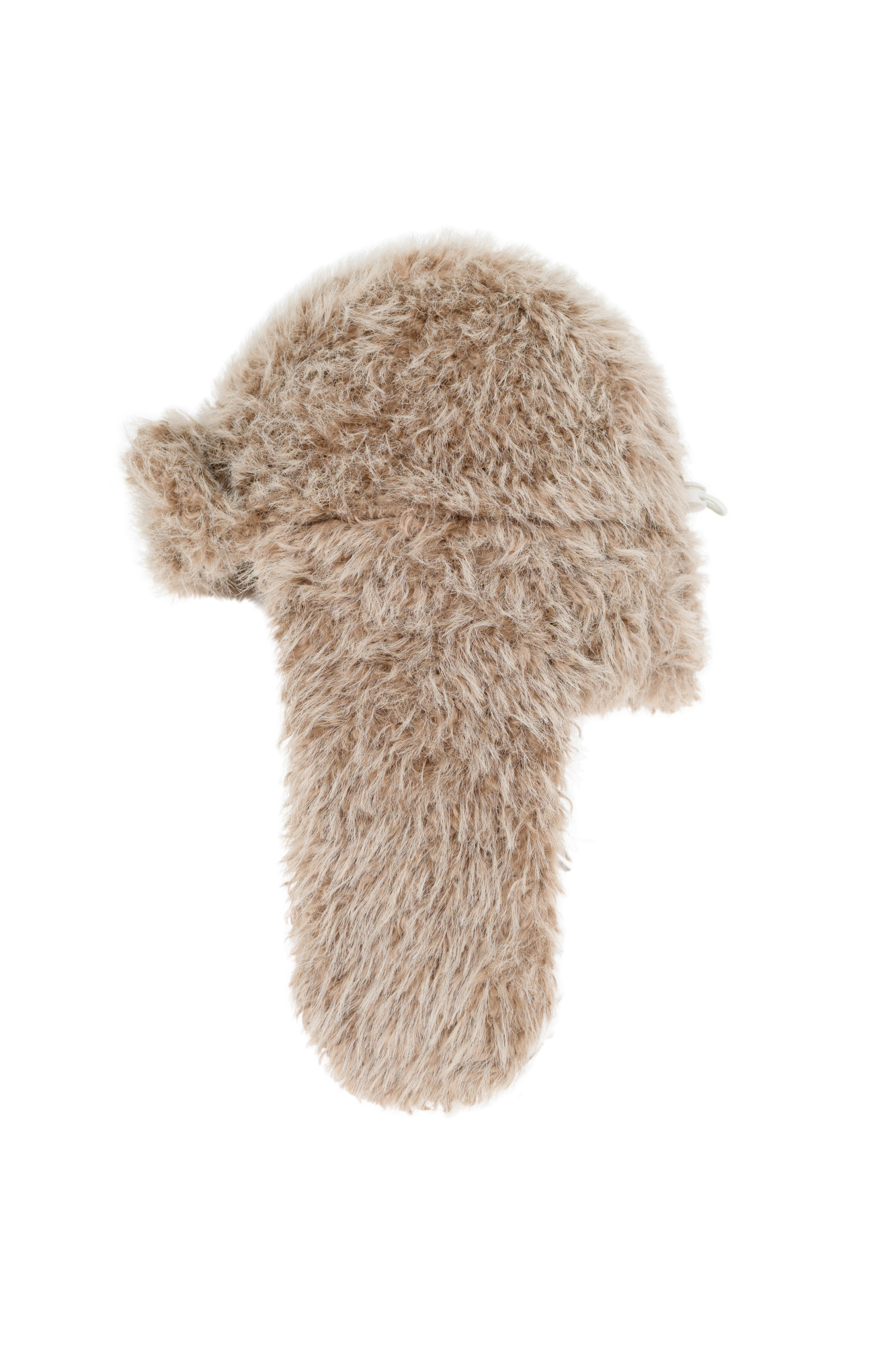 Шапка-ушанка с широким отворотом. Модель выполнена из экомеха. На подкладке.