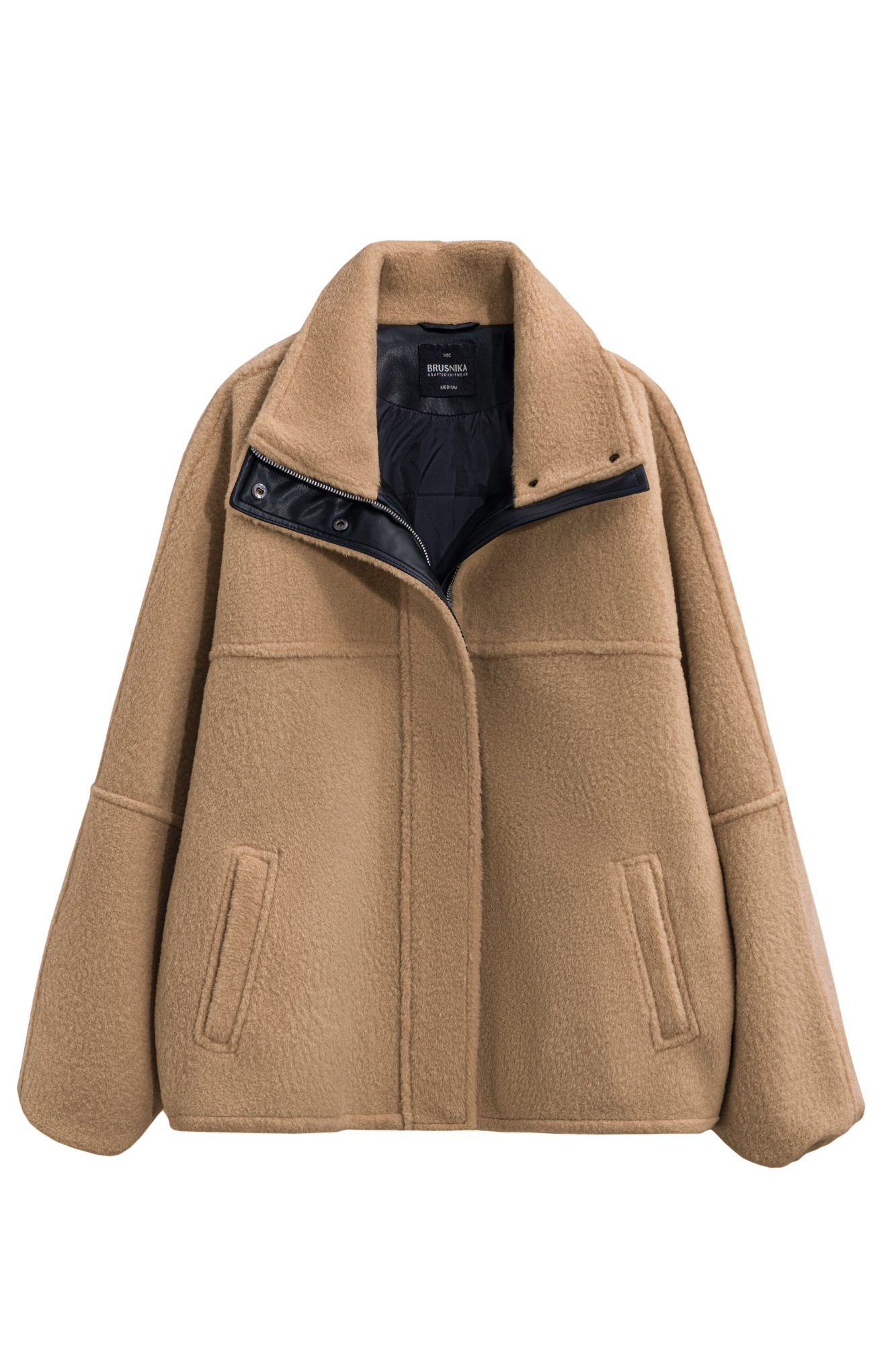 Шуба из экомеха с воротником-стойкой