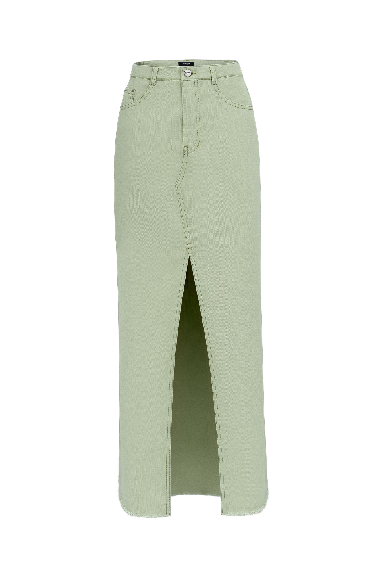 Джинсовая юбка длины макси из 100% хлопка. Модель со средней посадкой, с разрезом спереди и необработанным низом. Застежка на молнию и пуговицу.