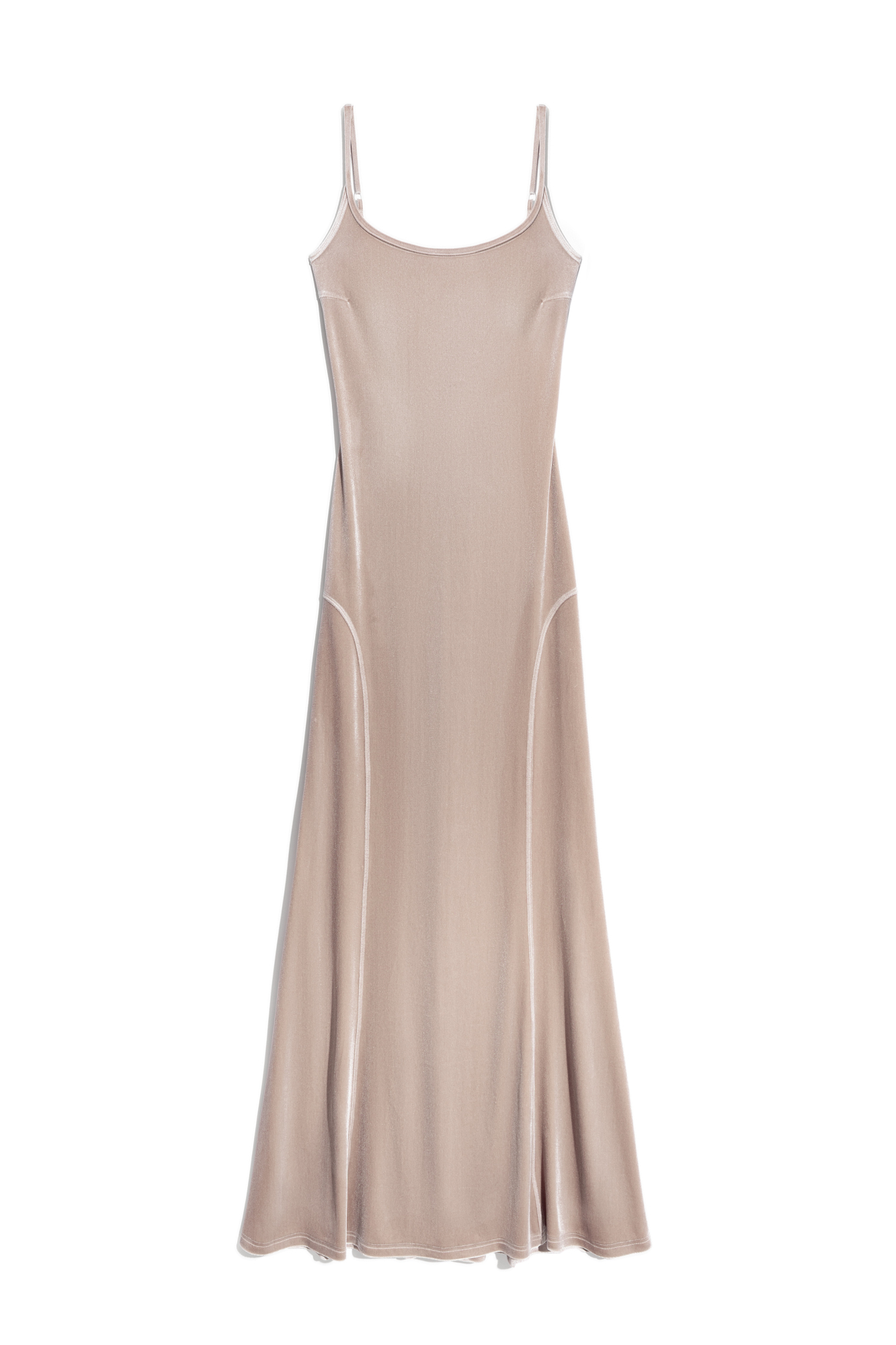 Бархатное платье длины макси из полиамида с добавлением вискозы. Модель приталенного силуэта, без рукавов, на тонких регулируемых бретельках и глубоким вырезом на спине.