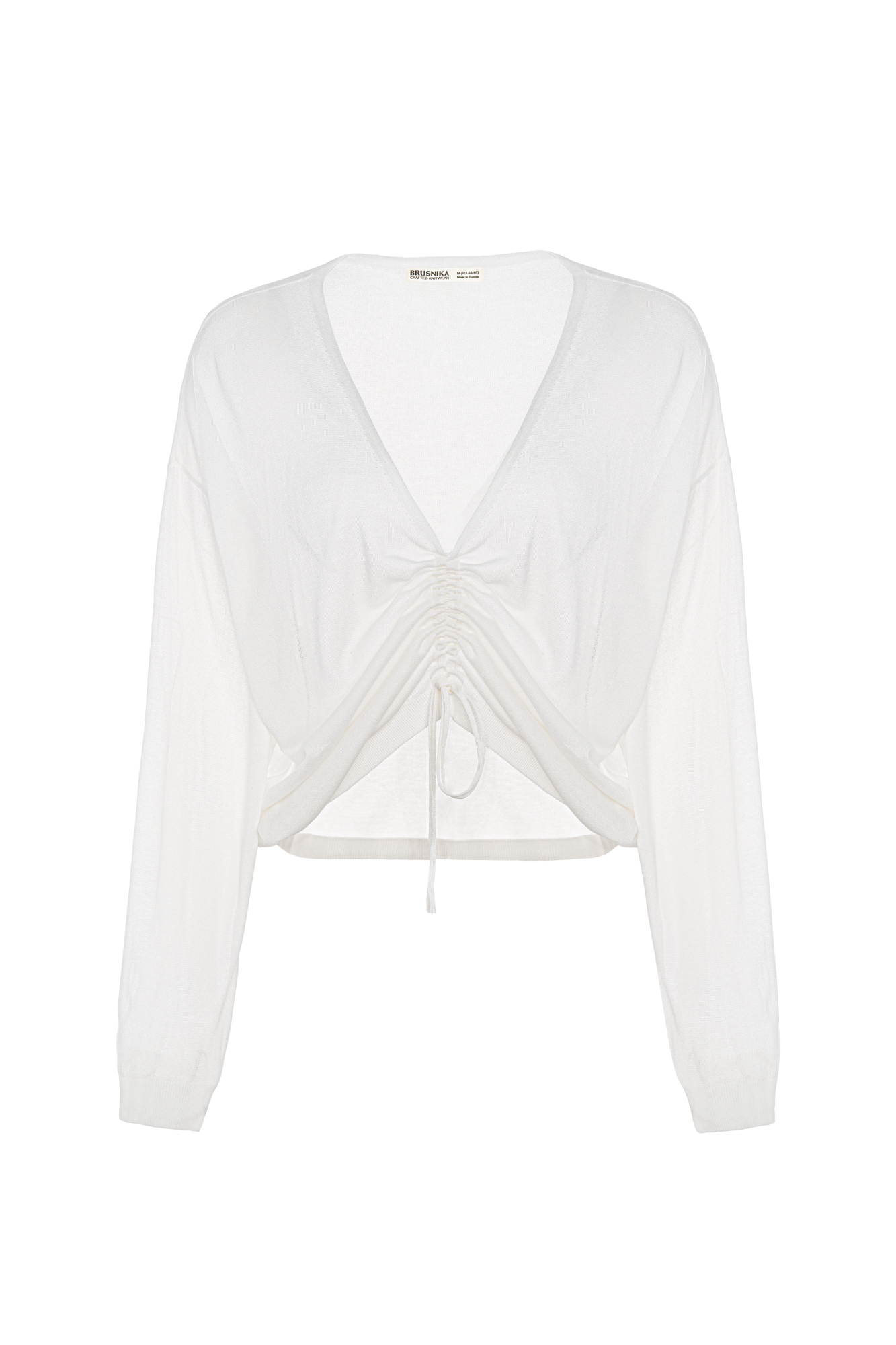 Полупрозрачный топ из тонкой вискозы. Модель свободного силуэта, с длинными рукавами и V-вырезом на кулиске.