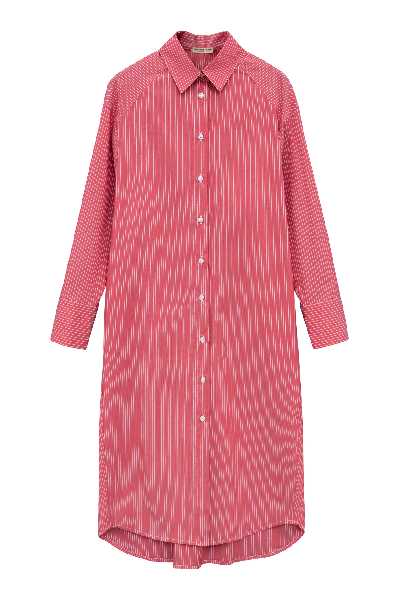 Платье-рубашка из 100% хлопка. Модель свободного силуэта, со спущенной линией плеча, длинными рукавами с манжетами и отложным воротником. Застежка на пуговицы.