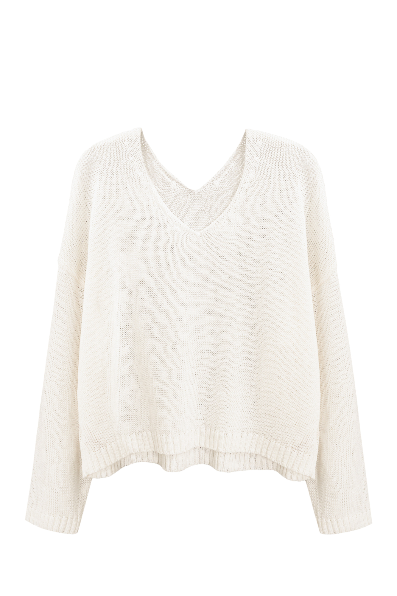 Трикотажный джемпер из 100% льна с V-образным вырезом. Модель прямого силуэта с длинным рукавом и удлиненной спинкой. Края изделия выполнены в рубчик.