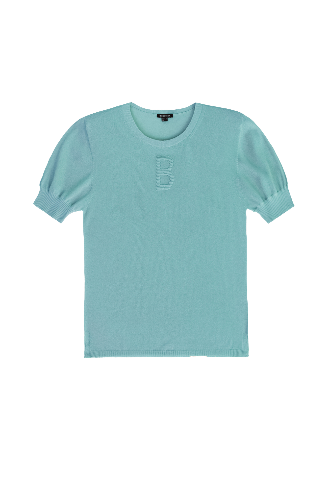 Цельновязаная футболка с рукавами фонарики. По бокам небольшие разрезы