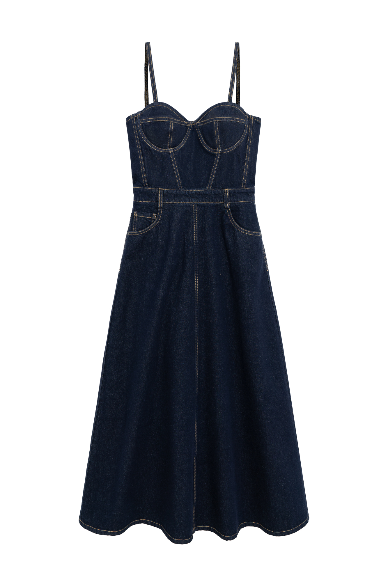 Джинсовый сарафан из 100% хлопка. Модель приталенного силуэта, на тонких бретелях, с акцентным лифом, глубоким вырезом декольте, шлевками на поясе для ремня, боковыми карманами, накладными карманами сзади и застежкой на молнию на спине.