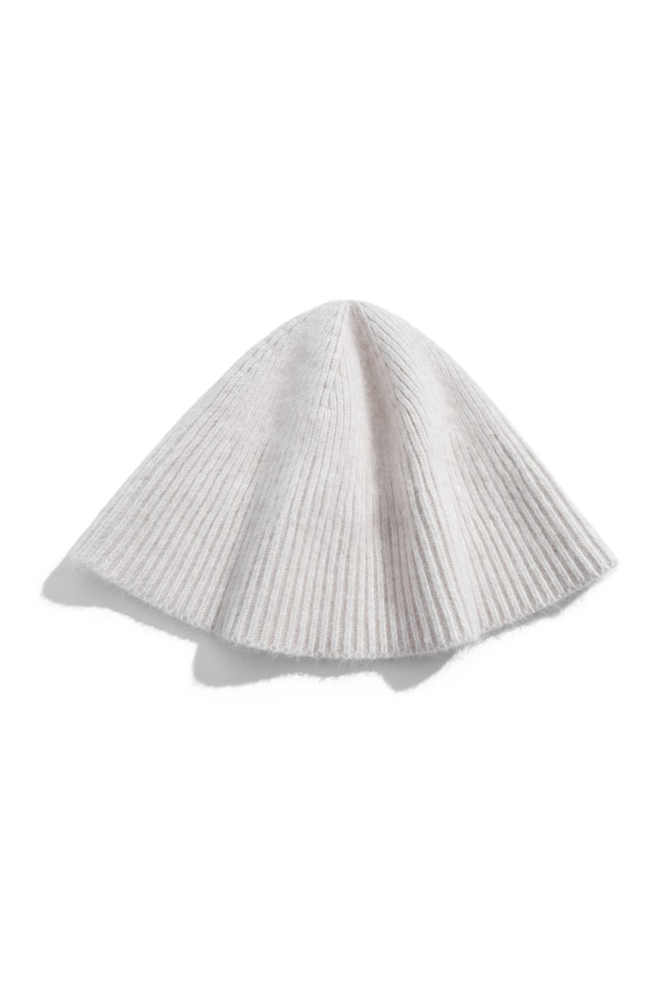 Трикотажная панама в рубчик из пуха лисы.