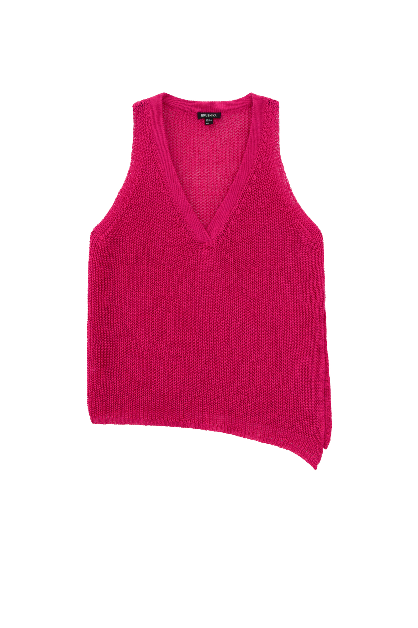 Трикотажный топ из 100% льна с V-образным вырезом. Модель асимметричного силуэта с глубокой проймой.