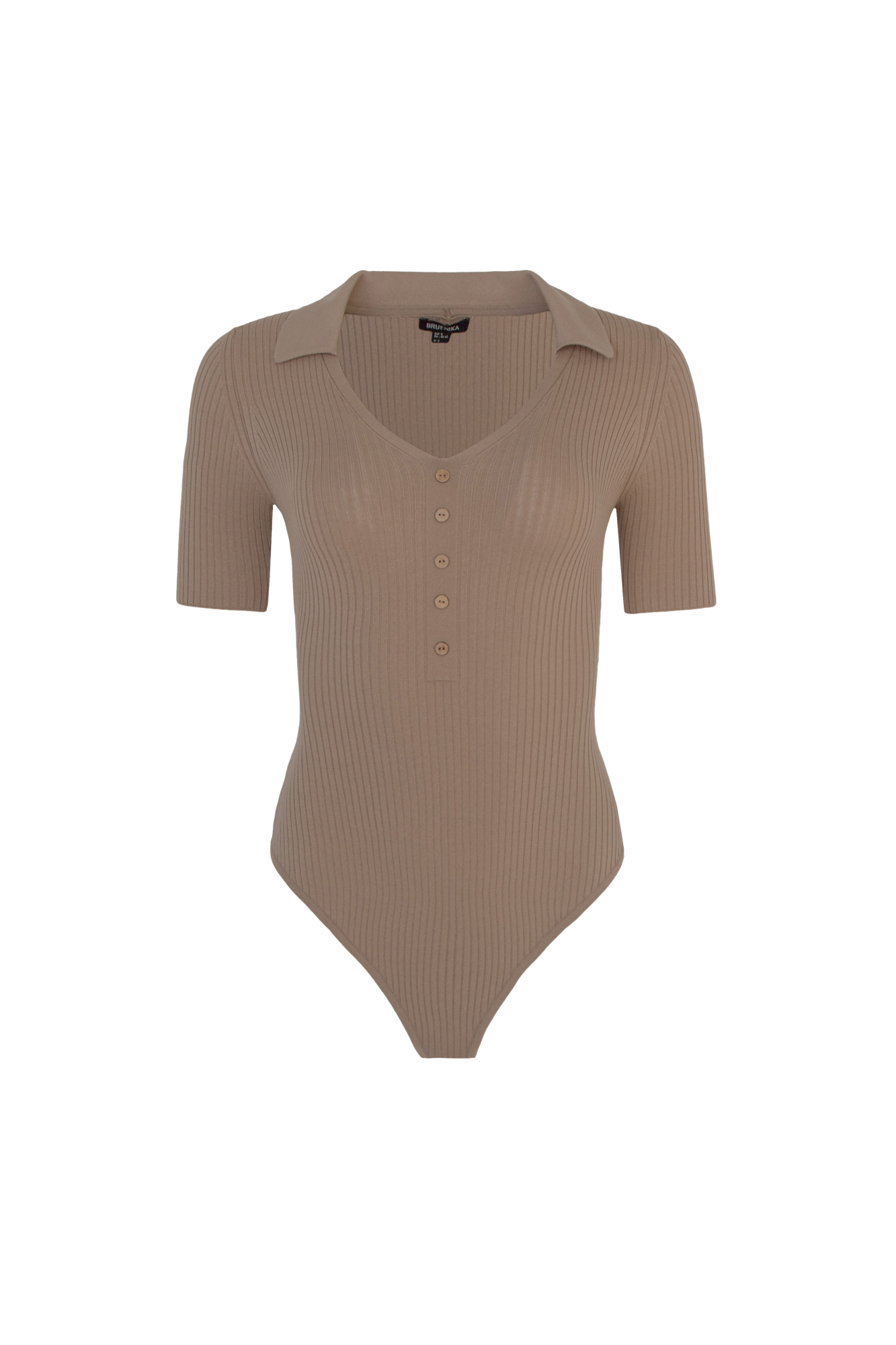 Трикотажное боди из вискозы в рубчик. Модель V-образный вырезом горловины, отложным воротником и коротким рукавом. Изделие декорировано небольшими пуговицами. Застежка на бельевые крючки.