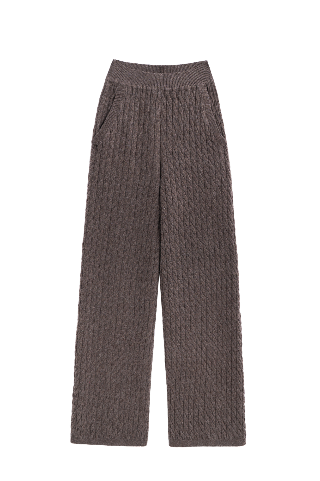 Трикотажные брюки с объемными косами из 100% шерсти мериноса экстрафайн. Модель на эластичной резинке и глубокими боковыми карманами.