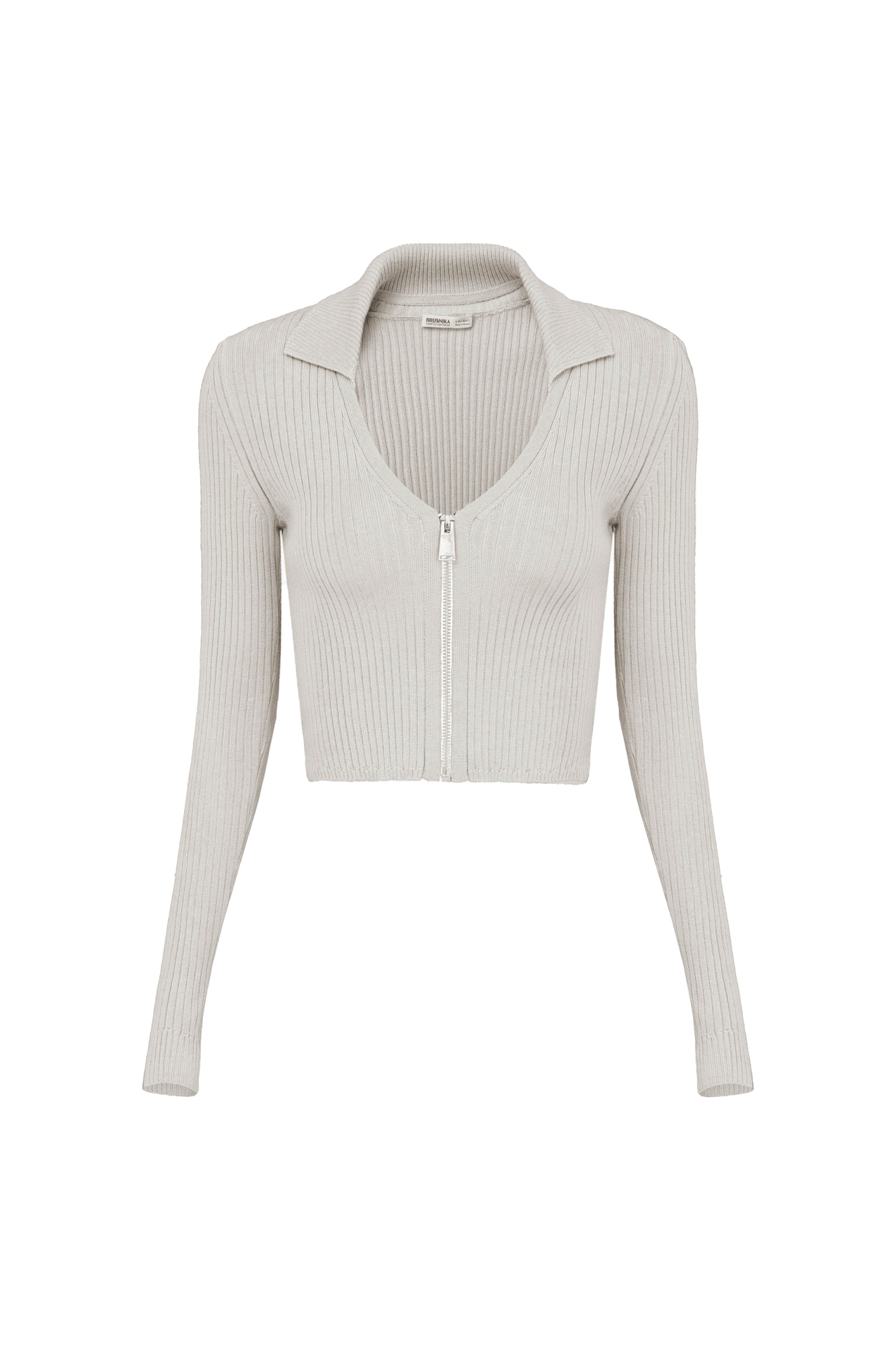 Укороченный кардиган на молнии. Модель приталенного силуэта с отложным воротником и застежкой на молнию.