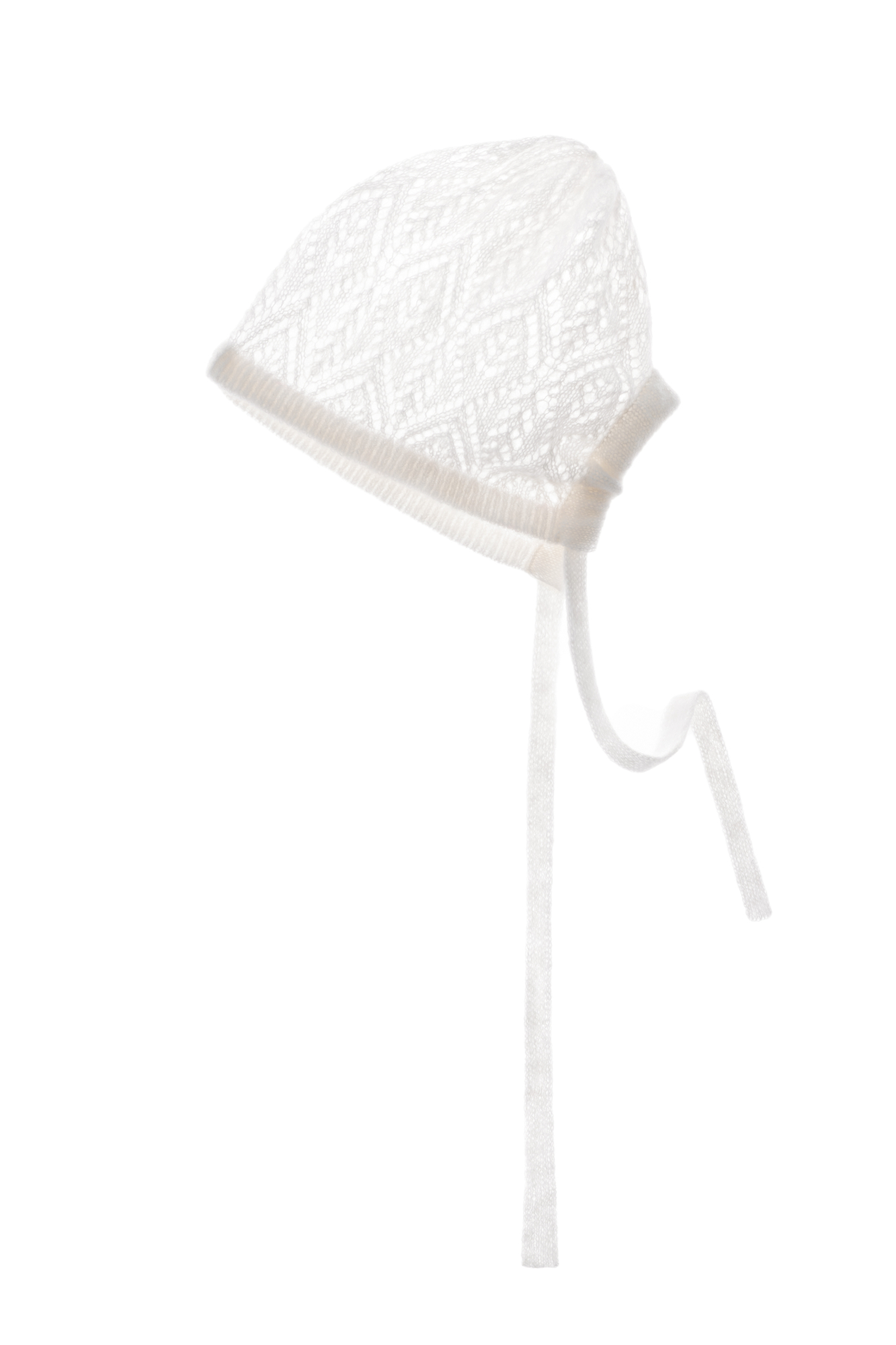 Ажурный чепчик из шерсти альпака.