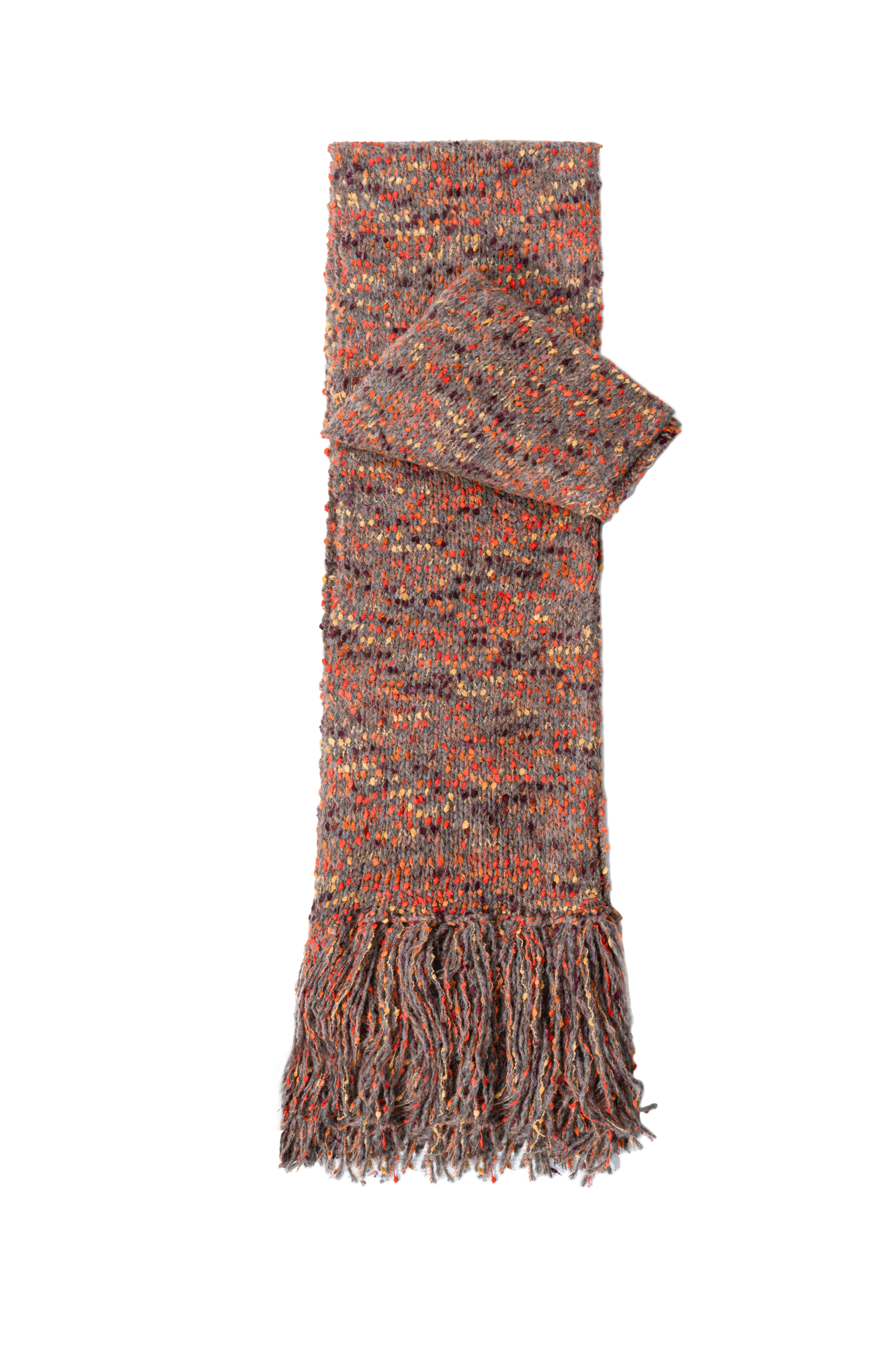 Трикотажный шарф из буклированной пряжи с длинной бахромой.