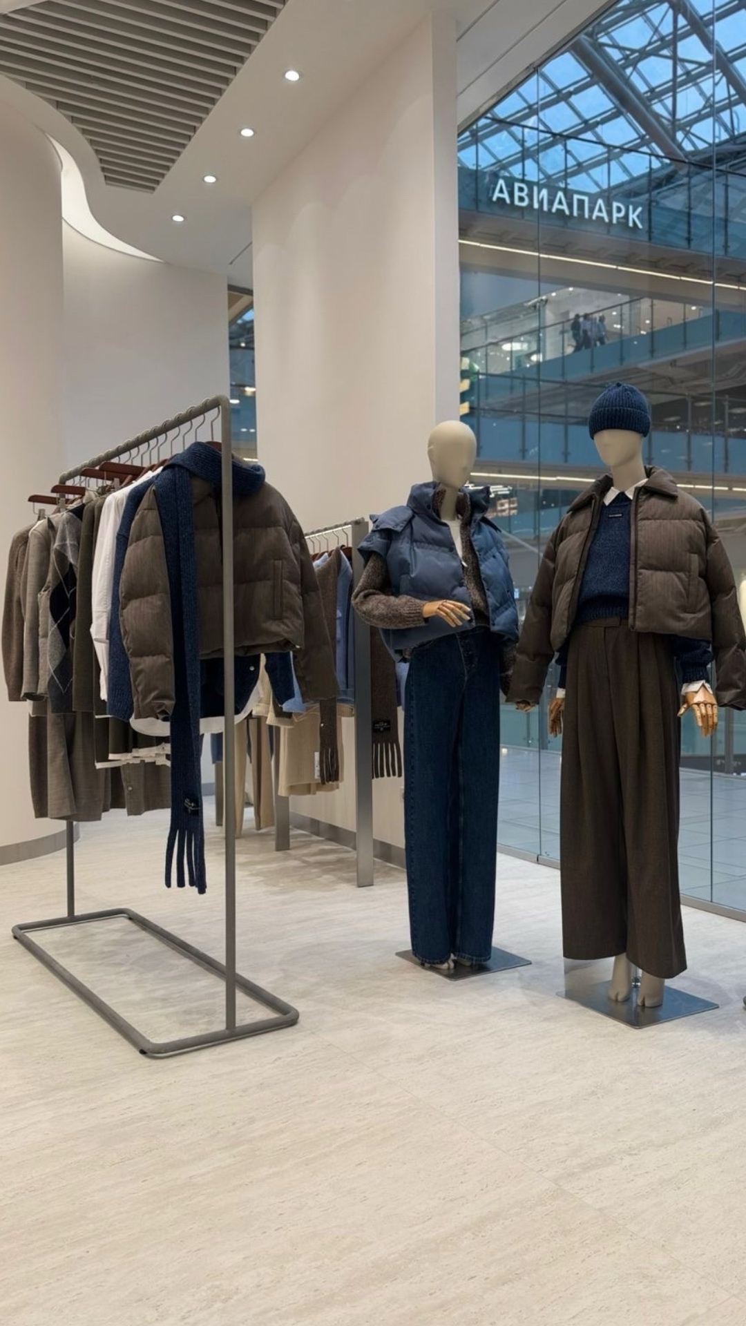 Открытие флагманского магазина BRUSNIKA в ТЦ Авиапарк