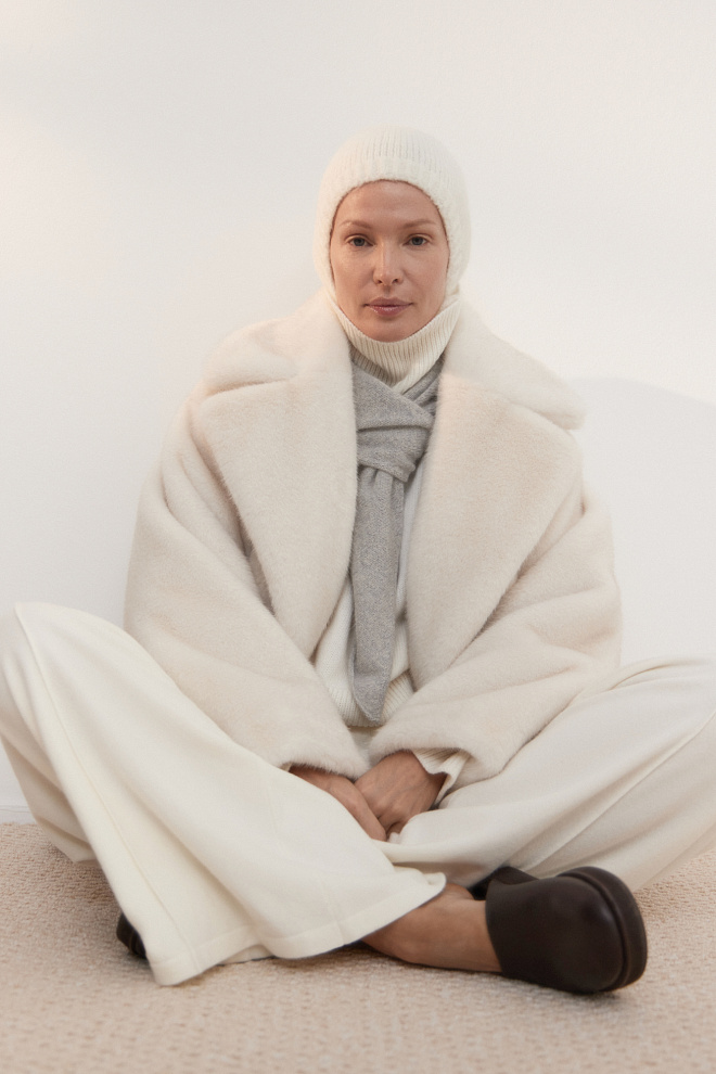 Чепчик с застежкой на пуговицу