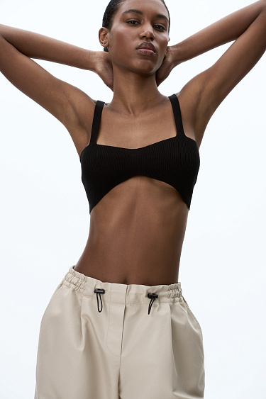 Кроп-топ из вискозы