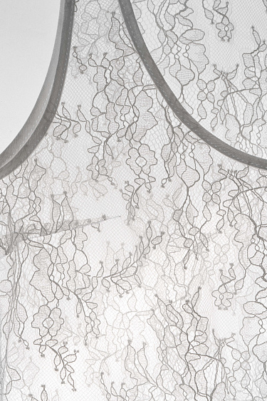 Кружевной топ с баской