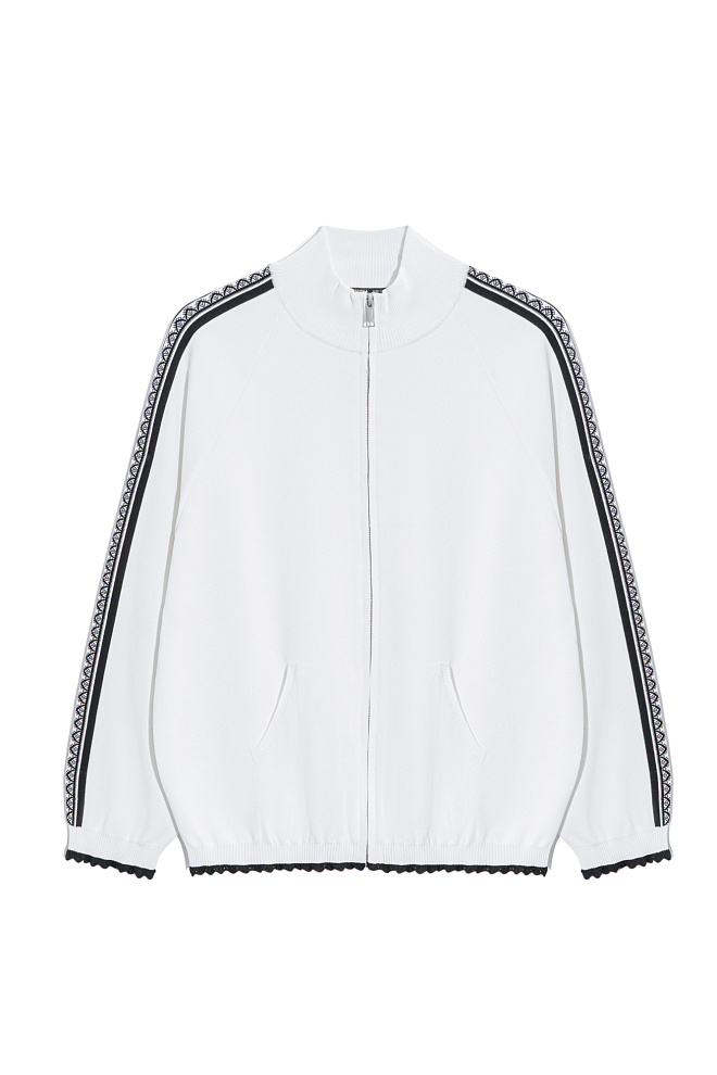 Бомбер с лампасами и кружевом