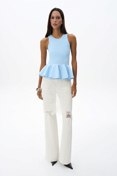 Топ с баской