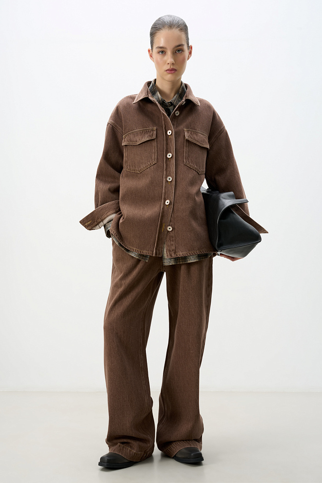 Джинсы на кулиске