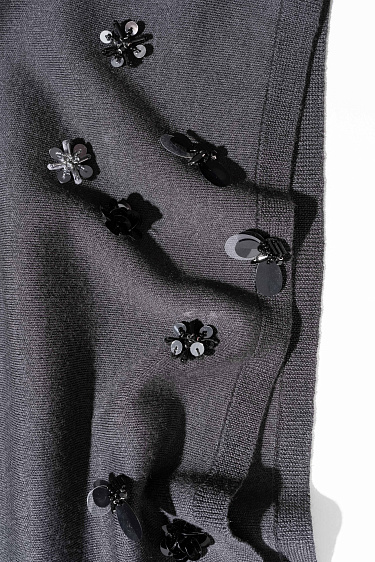 Юбка мини, расшитая пайетками