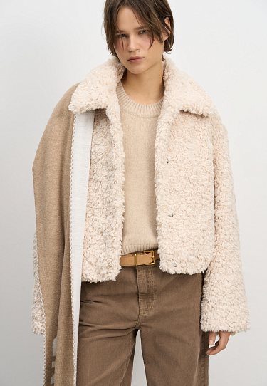 Короткая шуба на синтепоне