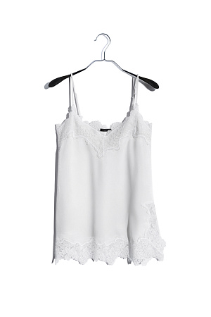 белый Топ из атласной вискозы, декорированный кружевом. Модель свободного силуэта на тонких бретельках.
