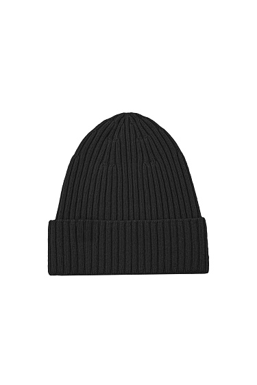 Цельновязаная шапка