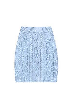 голубой Трикотажная юбка длины мини из вискозы и хлопка. Модель с широким эластичным поясом. Изделие декорировано фактурной вязкой в виде кос разной толщины. Края выполнены в рубчик.
