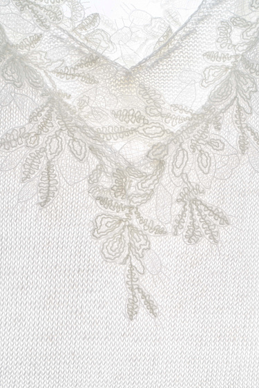 Топ изо льна с кружевом