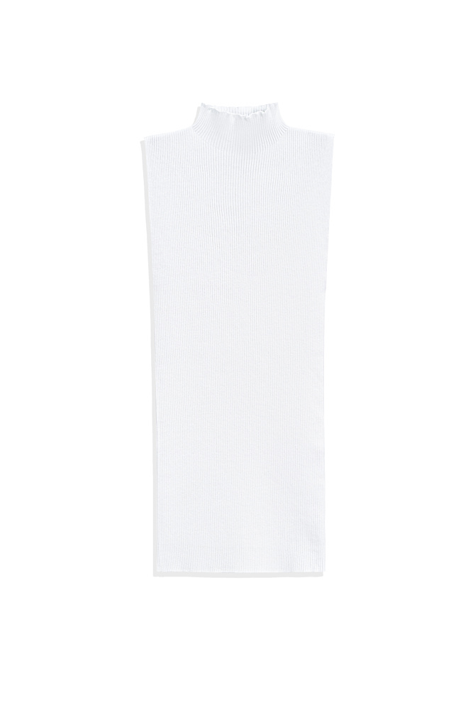 Трикотажный топ из вискозы с высоким воротом