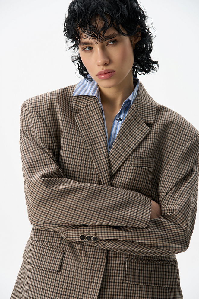 Однобортный жакет в клетку виши