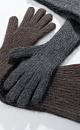 Длинные трикотажные перчатки из 1005 шерсти яка. Модель выполнена в широкий рубчик.