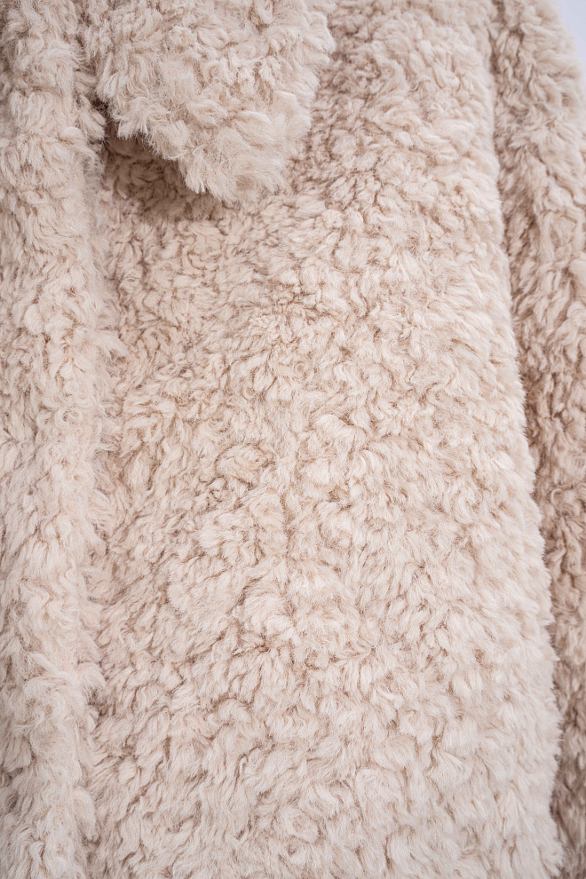 Короткая шуба на синтепоне