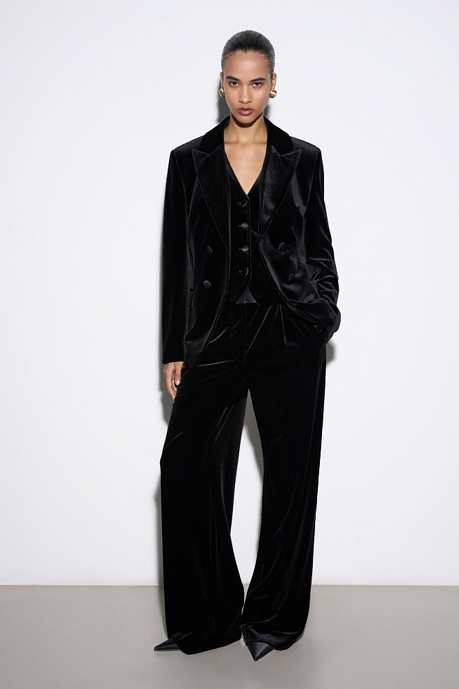 Бархатные брюки с защипами