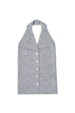 серый Трикотажный жилет в рубчик из шерсти и кашемира. Модель по фигуре с V-образным вырезом и американской проймой. Застежка на пуговицы. 