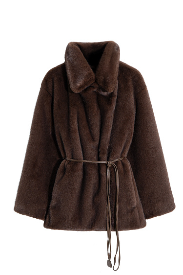 Шуба из экомеха с тонким поясом