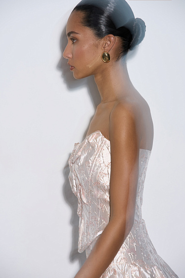 Корсет с объемным декором