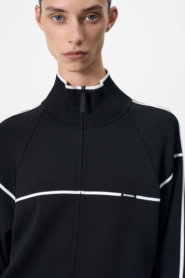 Спортивный бомбер на кулиске