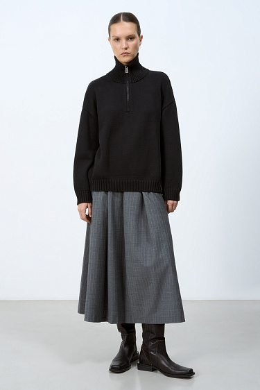 Джемпер с воротником-стойкой
