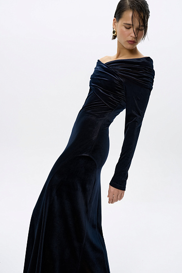 Платье макси из велюра