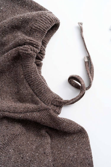 Трикотажное худи с карманом-кенгуру