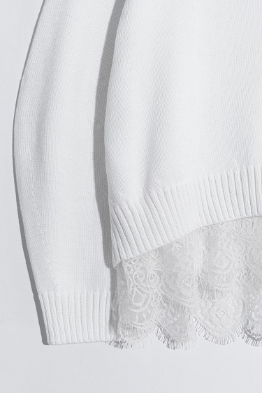 Джемпер с кружевом