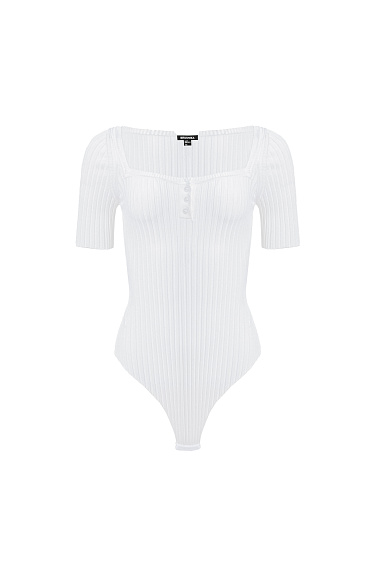 Боди с квадратным вырезом