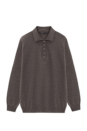 коричневый Трикотажный джемпер из кашемира и шерсти. Модель прямого силуэта со спущенной линией плеча и воротником поло на пуговицах. Манжеты рукавов и низ изделия выполнен в рубчик.