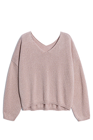 розовый Джемпер из вискозы с добавлением люрекса. Модель свободного силуэта, со спущенной линией плеч и V-образным вырезом. Манжеты рукавов и низ изделия выполнены в рубчик.&nbsp;&nbsp;