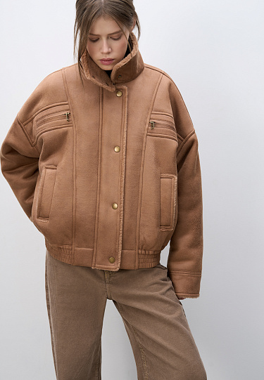 Шерстяной бомбер с воротником-стойкой