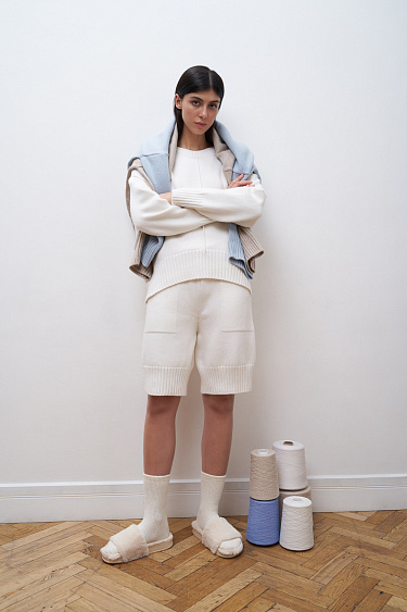 Трикотажные шорты из шерсти