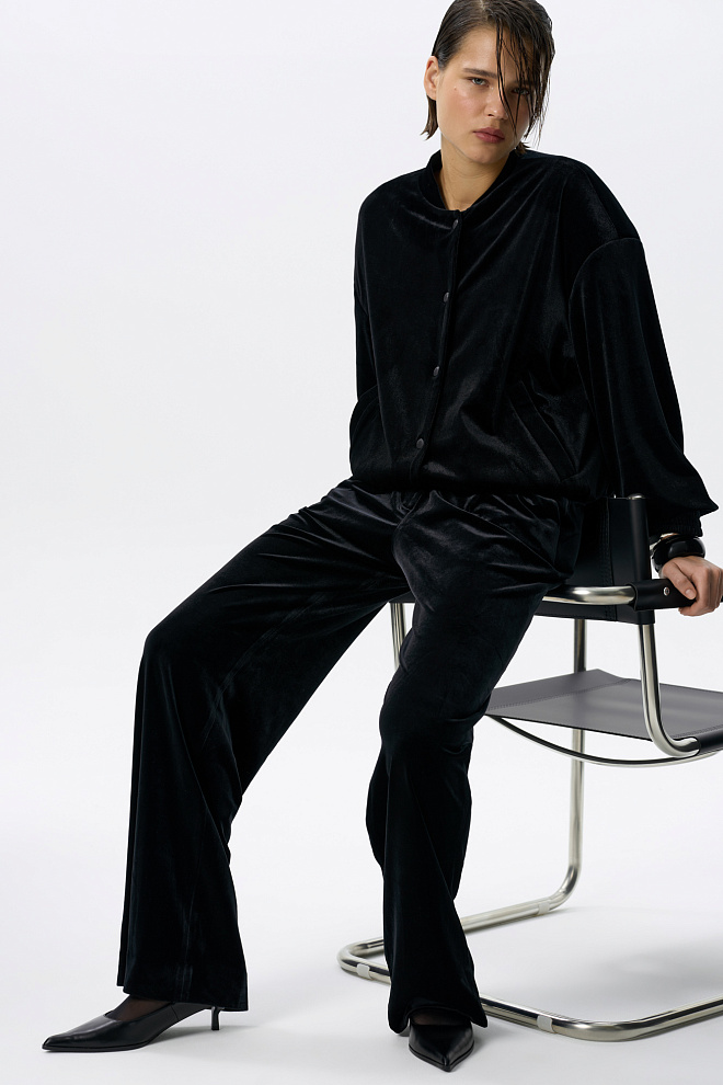 Бархатные брюки с защипами